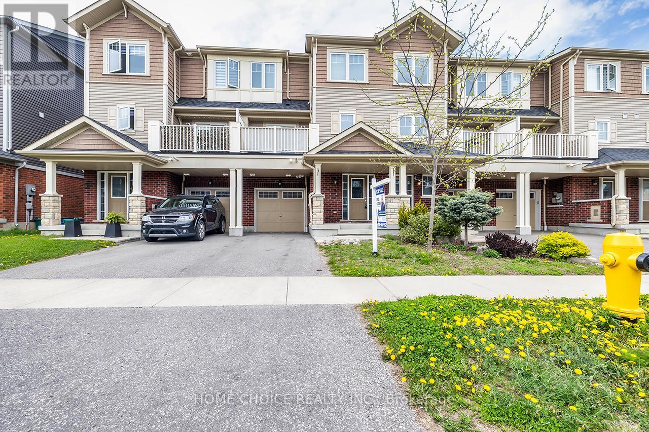 Property at 9 NEARCO CRESCENT image 2