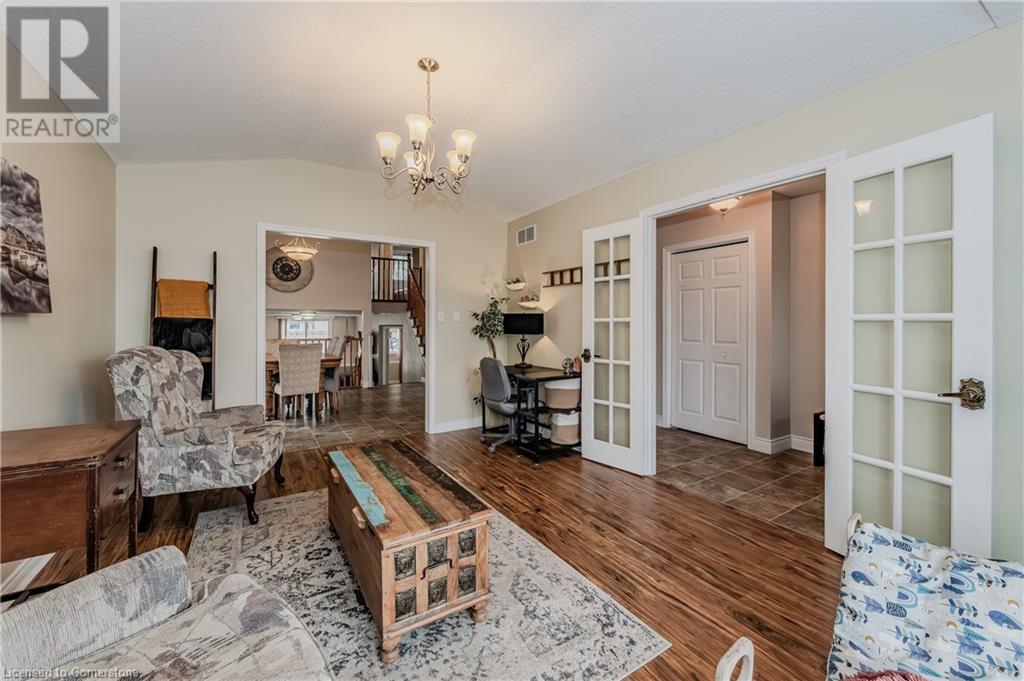 38 Milligan Street, Fergus, Ontario N1M 3S4 - Photo 7 - 40711839