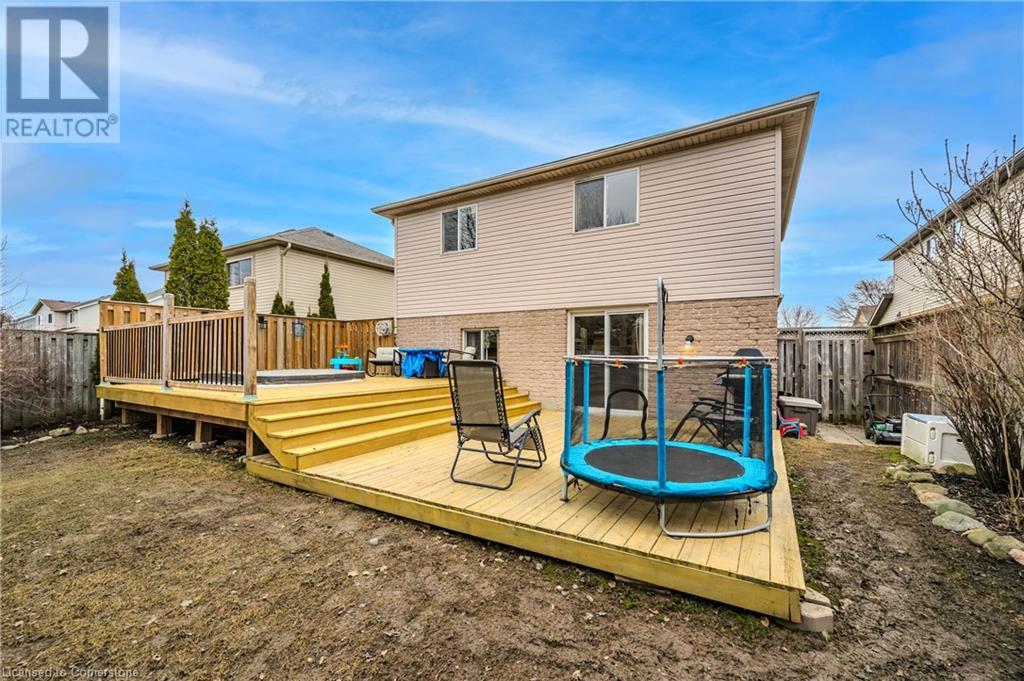 38 Milligan Street, Fergus, Ontario N1M 3S4 - Photo 32 - 40711839