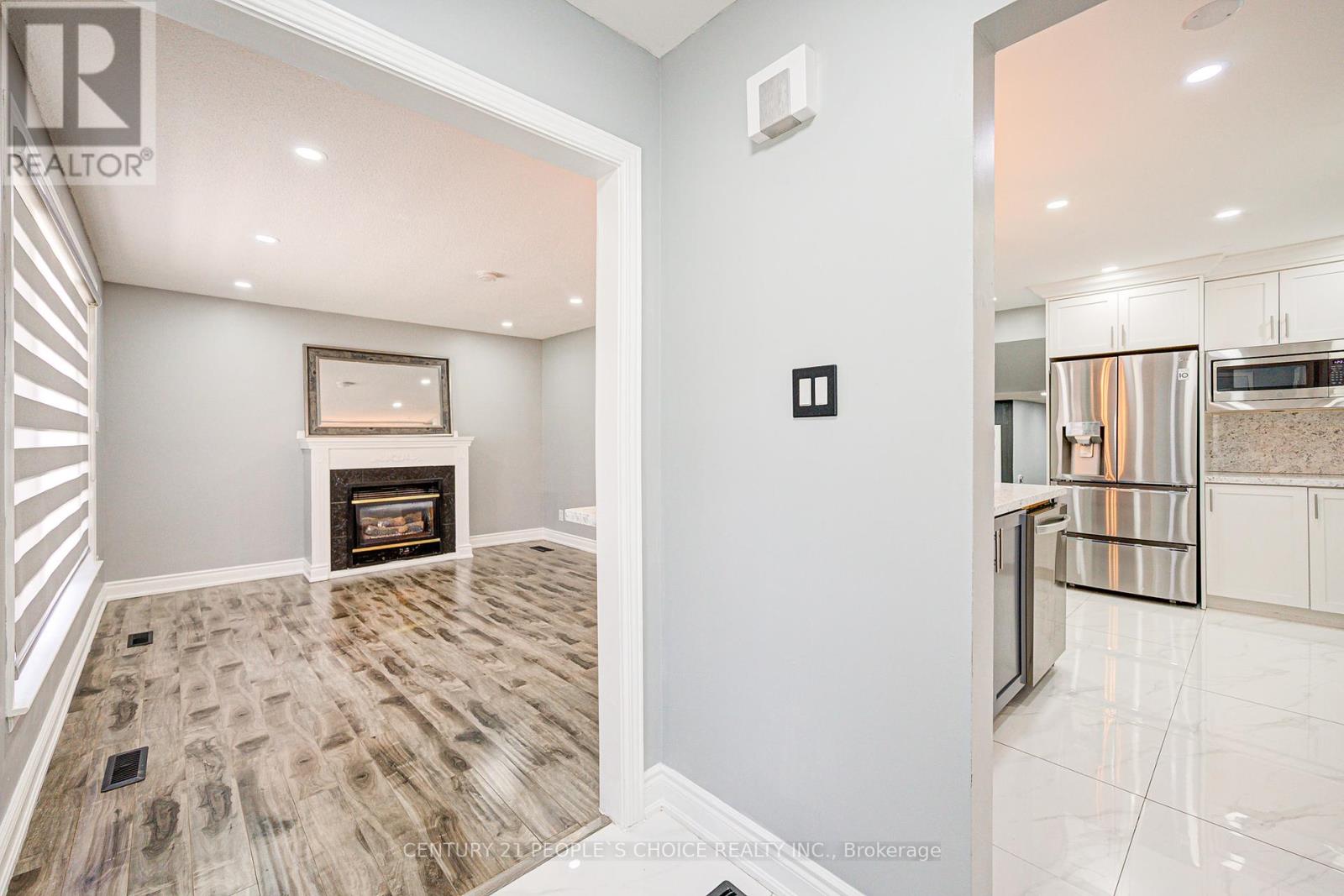 Property at 119 RUTHERFORD ROAD N image 4