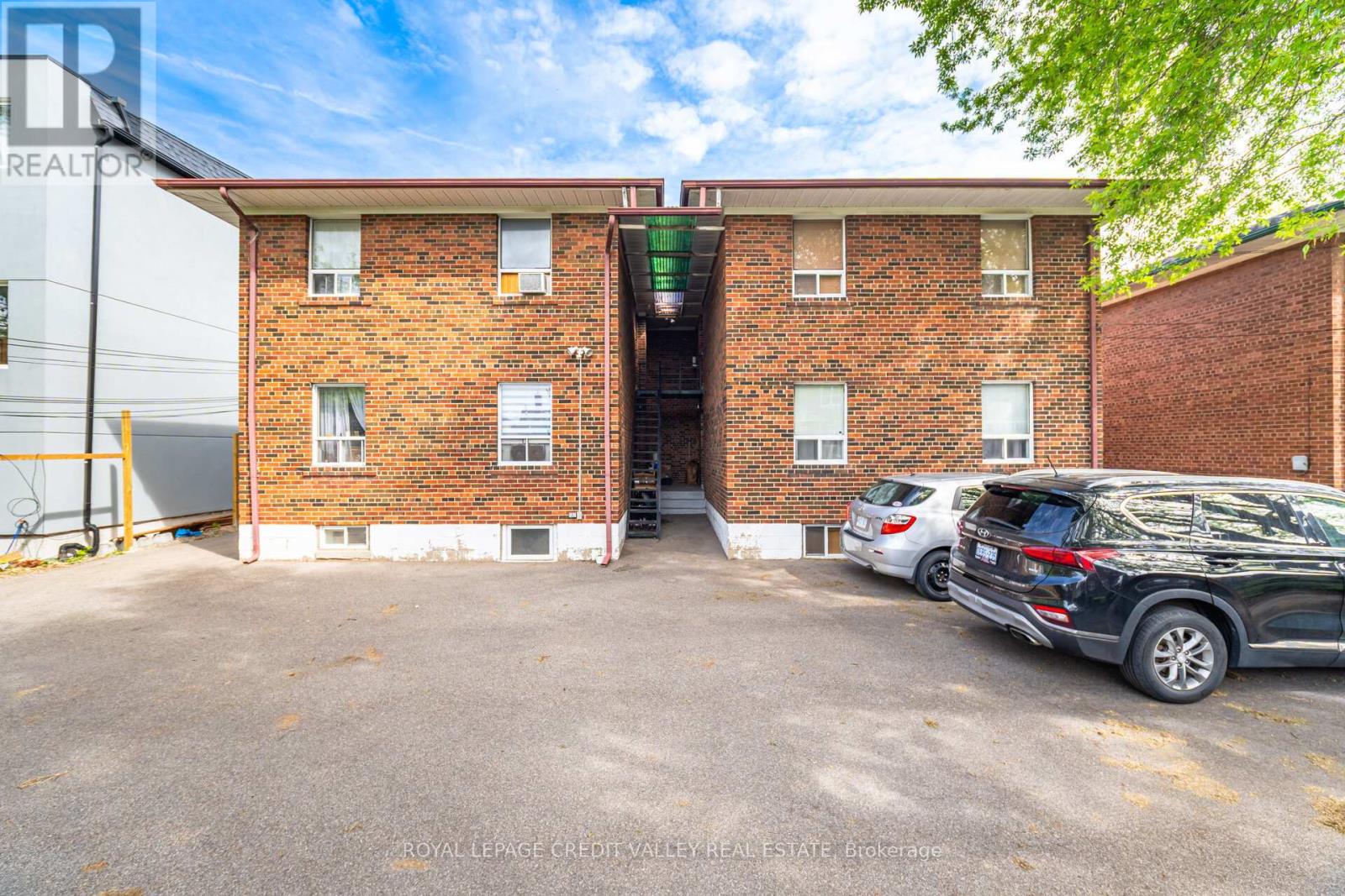 19 Roseland Drive, Toronto, Ontario  M8W 1Y3 - Photo 18 - W11942596
