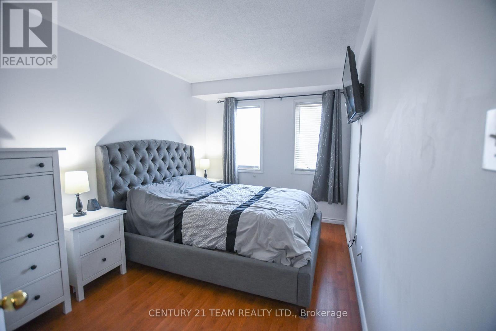 10a Wylie Circle, Halton Hills, Ontario  L7G 5M1 - Photo 12 - W12146435