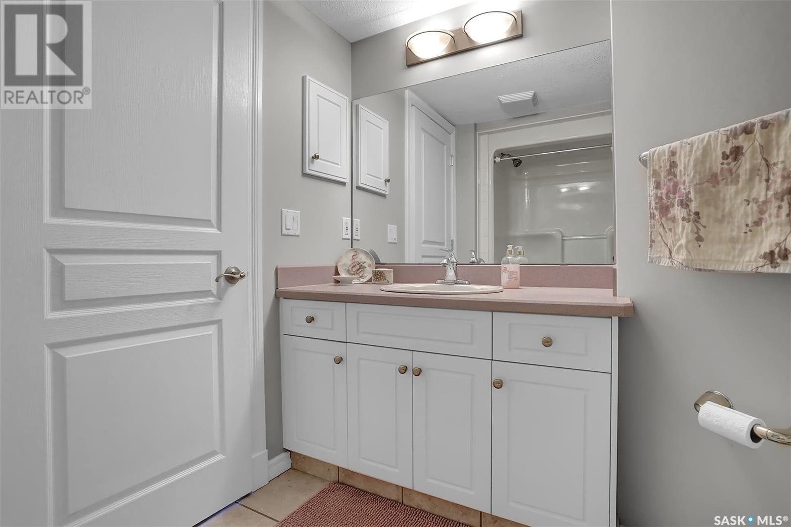 202 3101 Renfrew Crescent E, Regina, Saskatchewan  S4V 3B6 - Photo 25 - SK005558