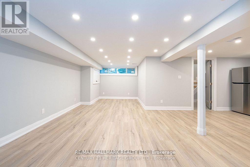 77 Richardson Drive, Aurora, Ontario  L4G 1Z4 - Photo 6 - N12146488