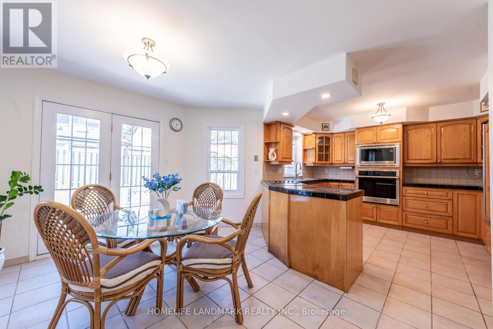 537 Raymerville Drive, Markham, Ontario  L3P 6G3 - Photo 14 - N12146500