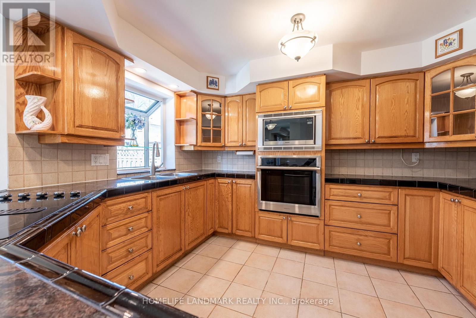537 Raymerville Drive, Markham, Ontario  L3P 6G3 - Photo 15 - N12146500