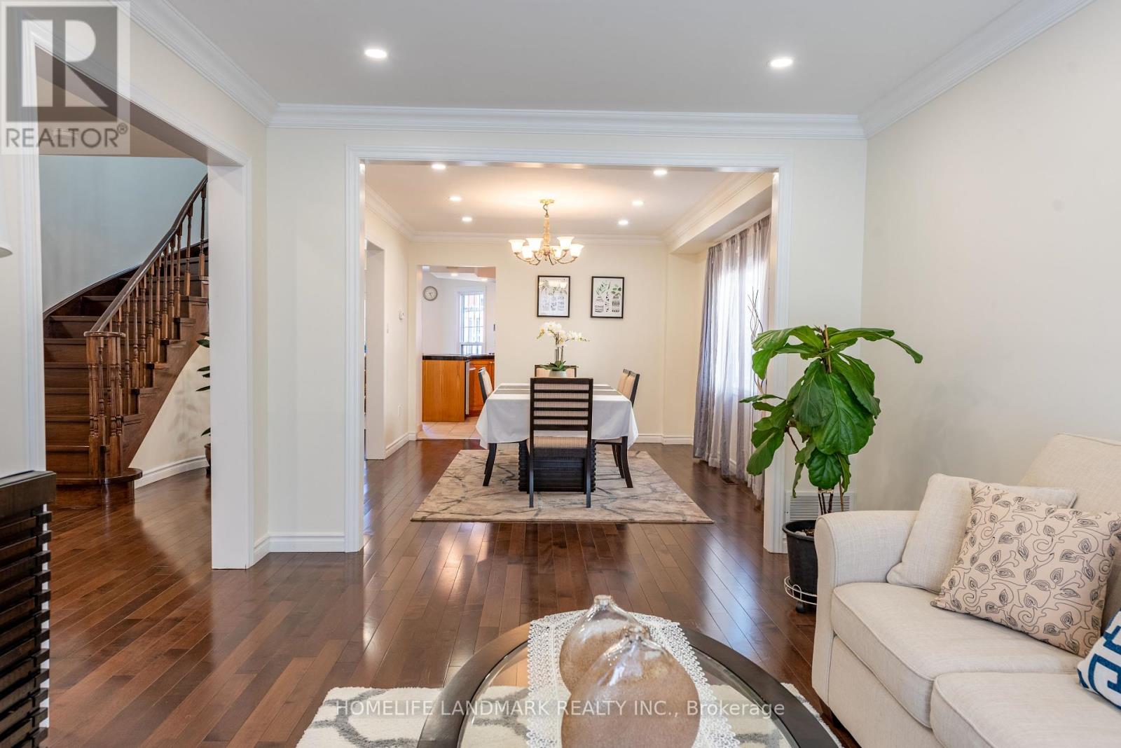 537 Raymerville Drive, Markham, Ontario  L3P 6G3 - Photo 7 - N12146500