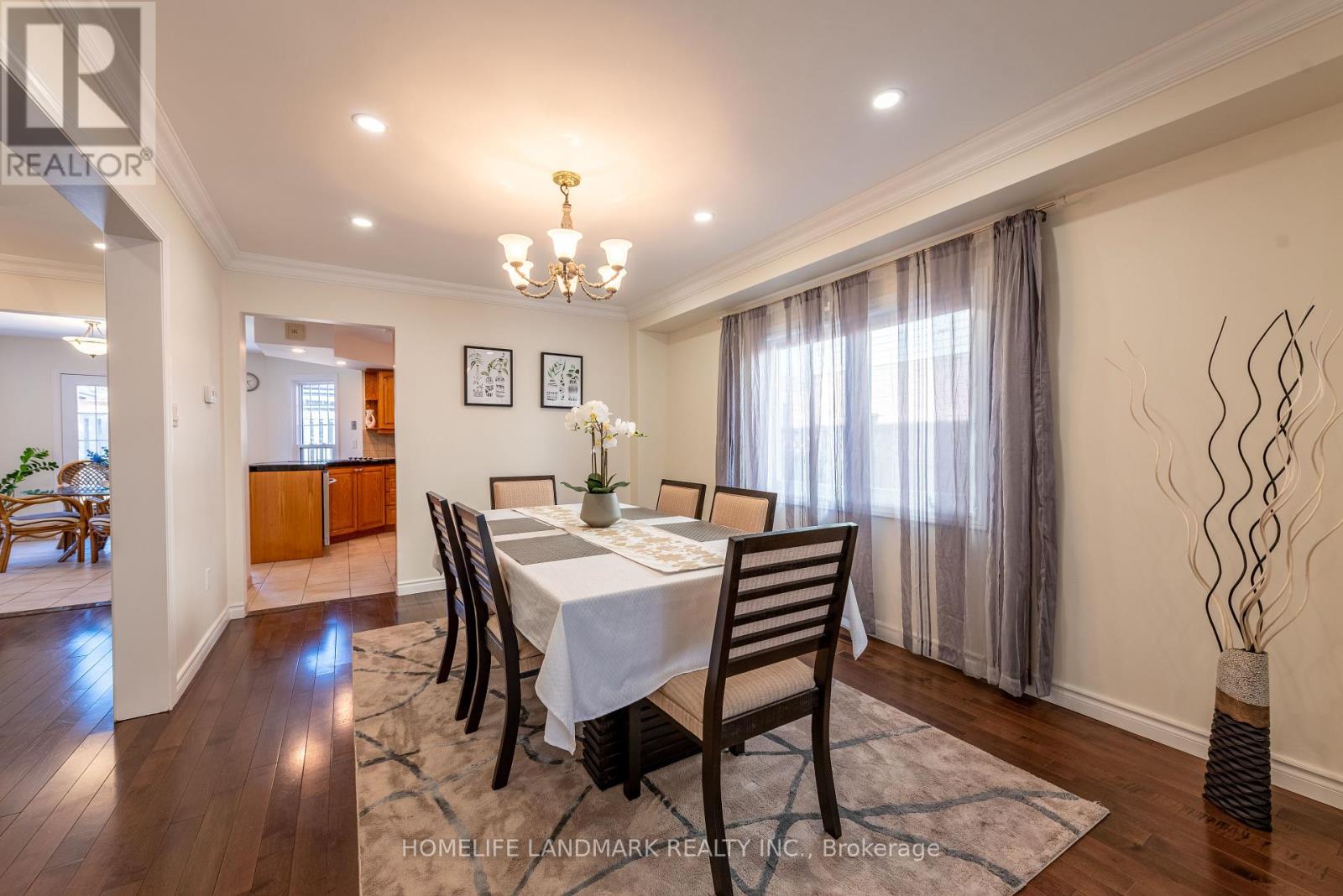 537 Raymerville Drive, Markham, Ontario  L3P 6G3 - Photo 8 - N12146500