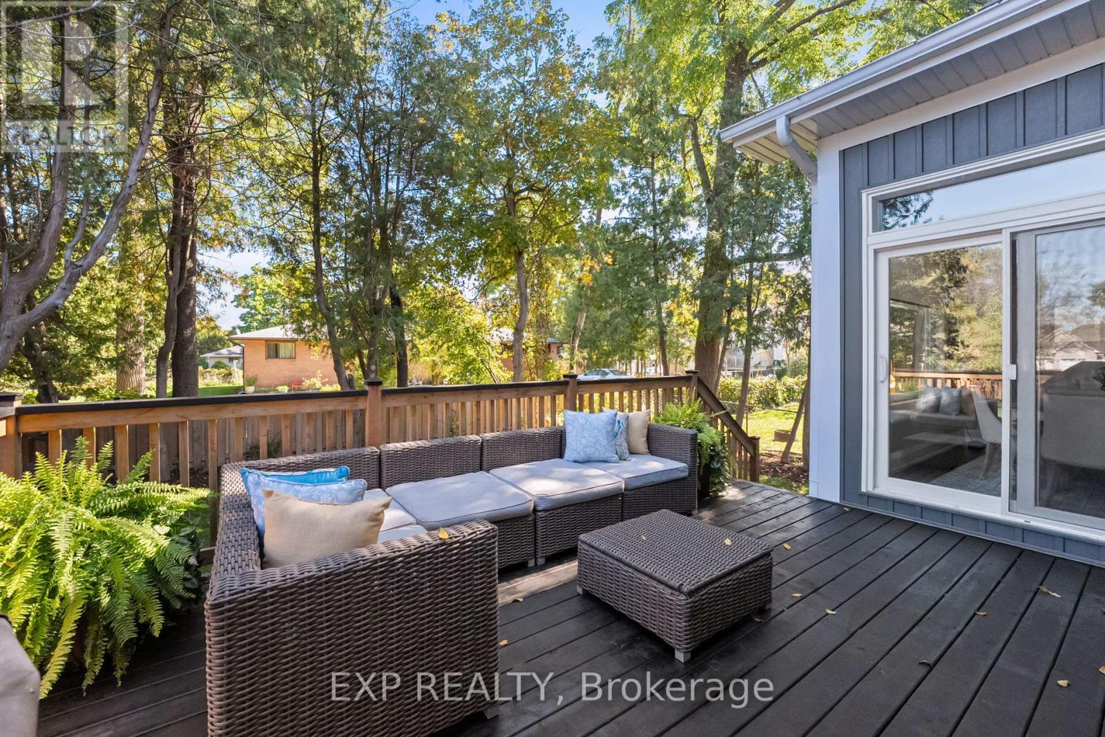 9 Riley Avenue, Georgina, Ontario  L0E 1L0 - Photo 35 - N12146536