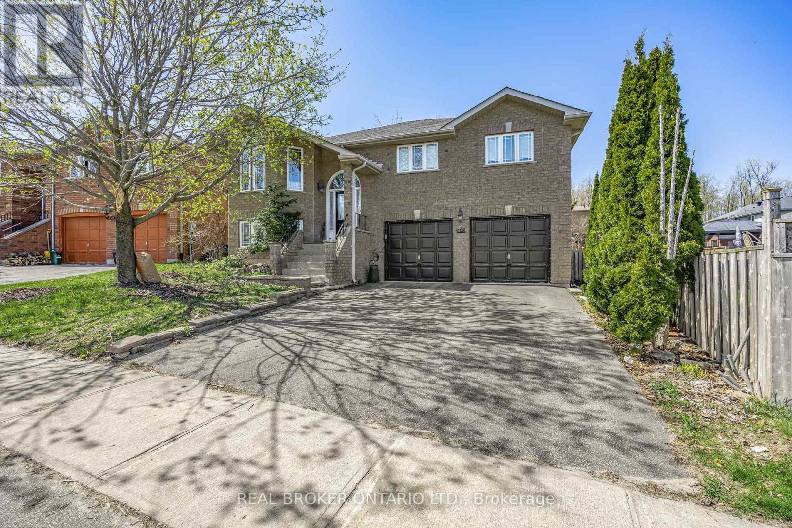 Property at 3160 EMPEROR DRIVE image 2