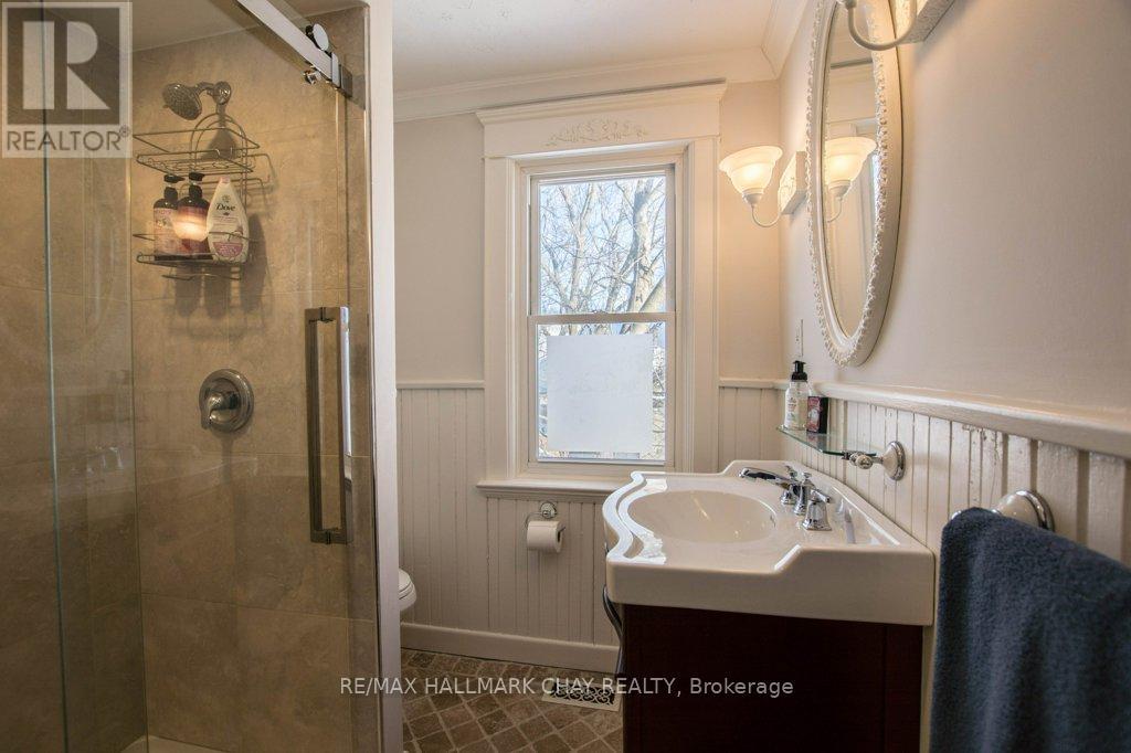 36 Shanty Bay Road, Barrie, Ontario  L4M 1C8 - Photo 37 - S12146568