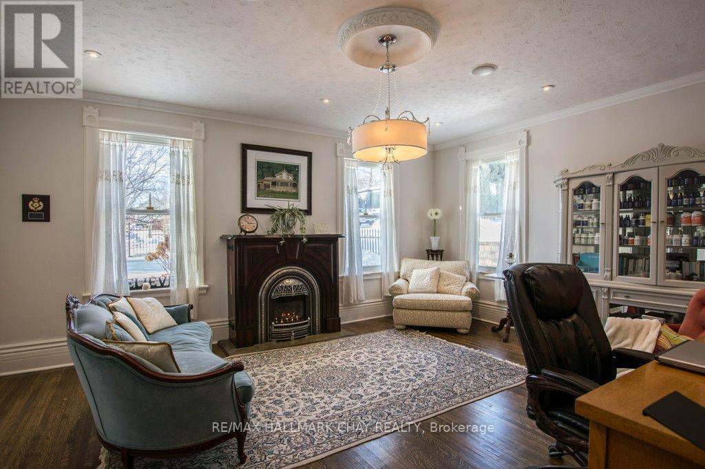 36 Shanty Bay Road, Barrie, Ontario  L4M 1C8 - Photo 8 - S12146568