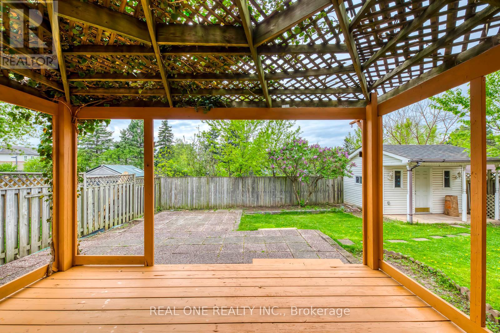 403 Glenashton Drive, Oakville, Ontario  L6H 4V7 - Photo 44 - W12146530