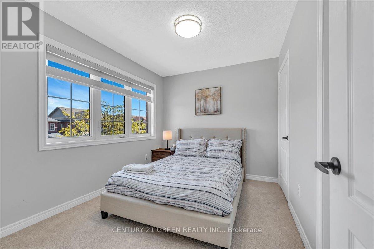 7 Accent Circle, Brampton, Ontario  L7A 0L2 - Photo 22 - W12146565