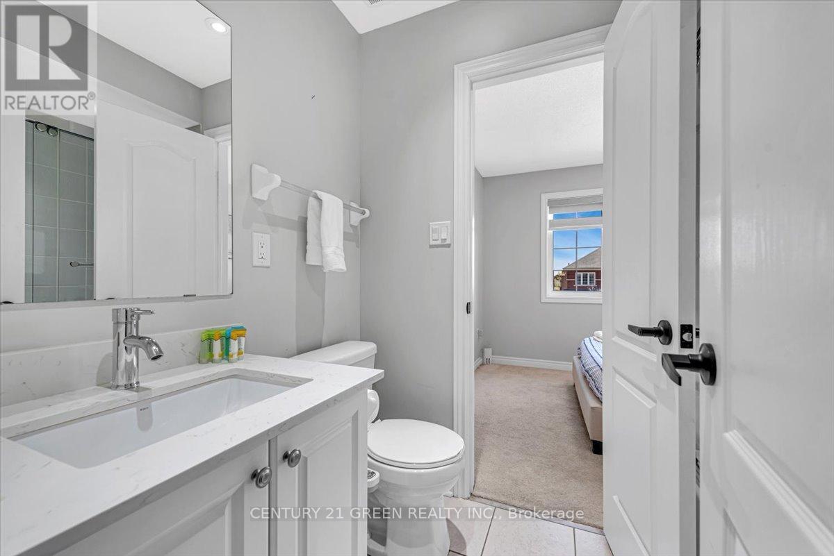 7 Accent Circle, Brampton, Ontario  L7A 0L2 - Photo 24 - W12146565