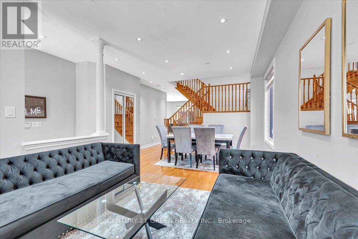 7 Accent Circle, Brampton, Ontario  L7A 0L2 - Photo 8 - W12146565