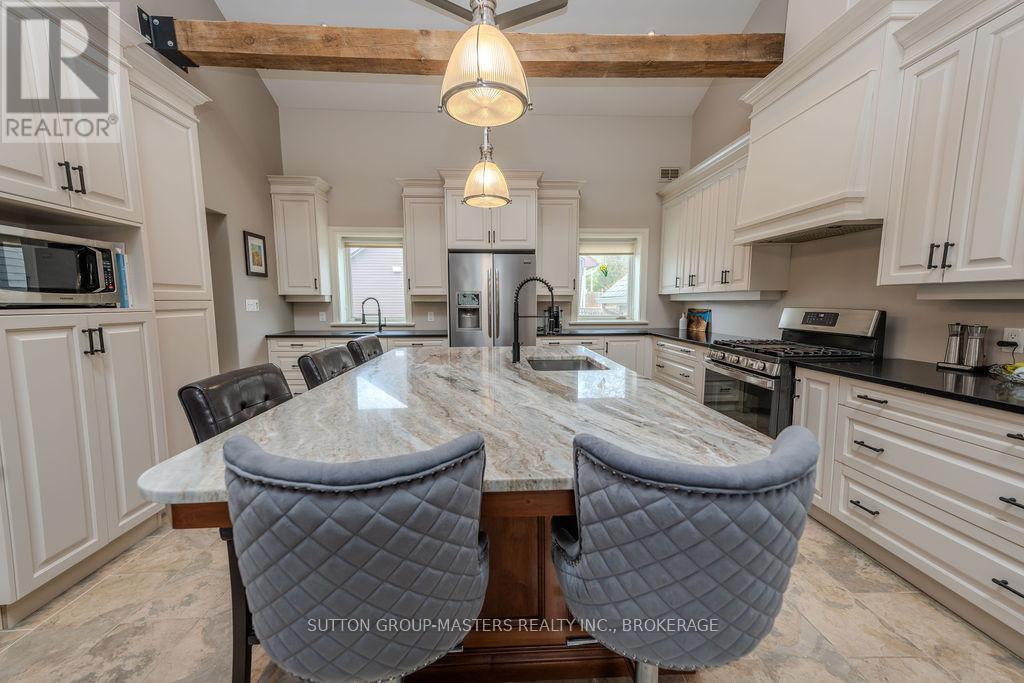 8 Spring Street, Westport, Ontario  K0G 1X0 - Photo 11 - X12146607