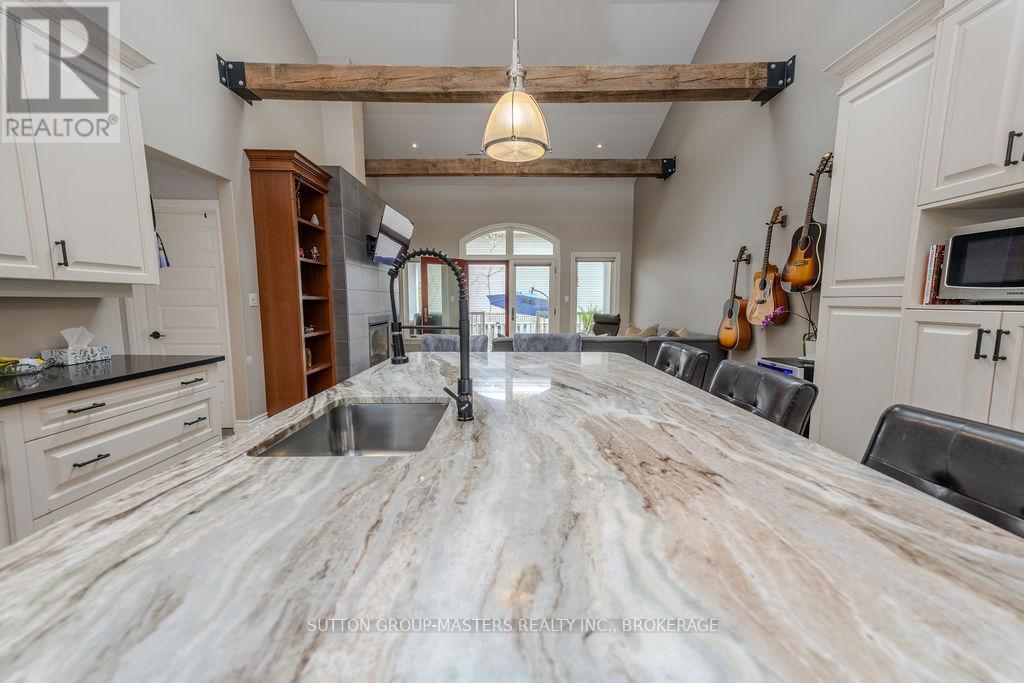 8 Spring Street, Westport, Ontario  K0G 1X0 - Photo 8 - X12146607