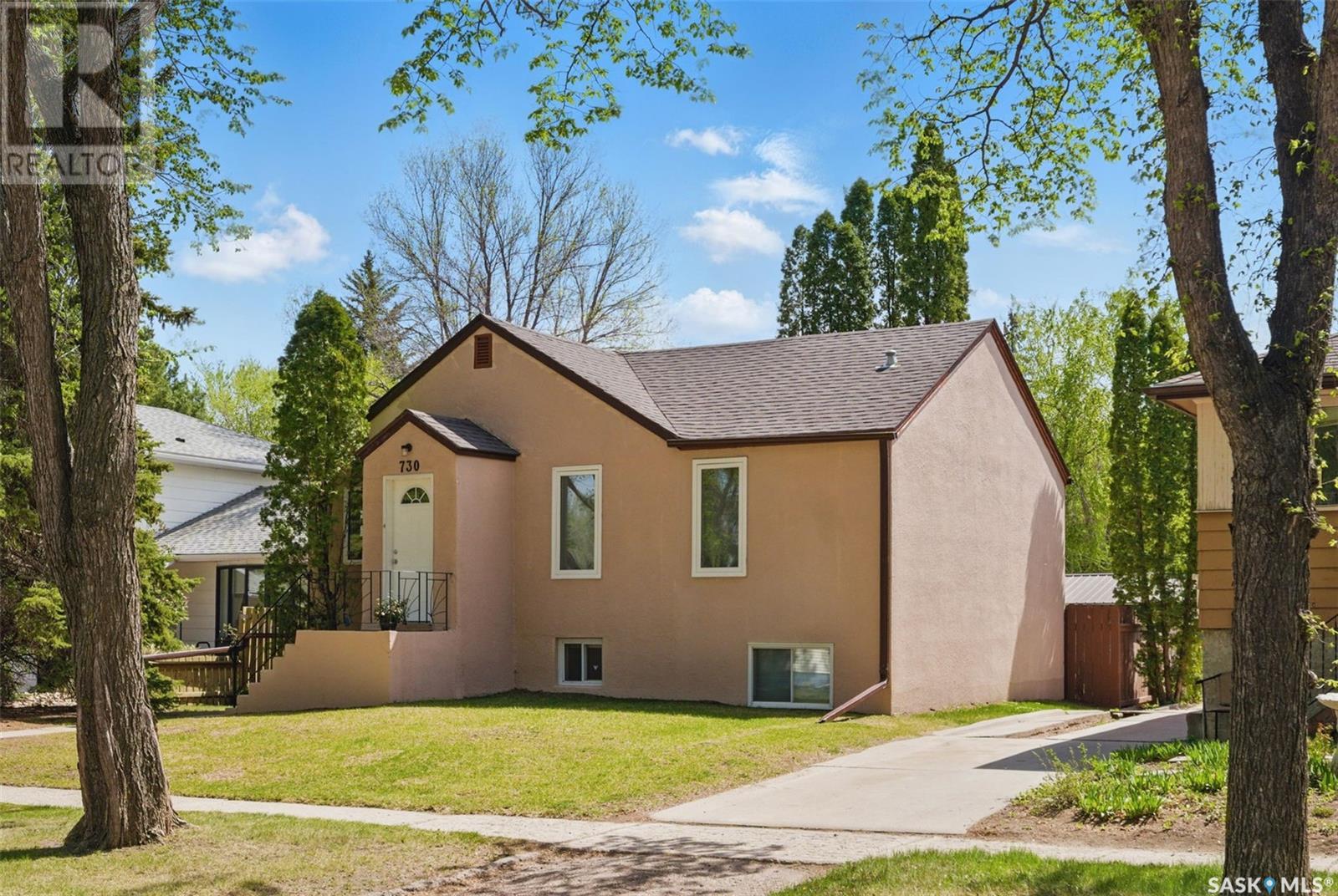 Property at 730 6th STREET E image 2
