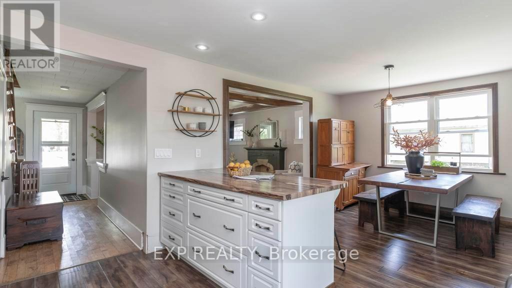 22719 Thames Road, Southwest Middlesex (Appin), Ontario  N0L 1A0 - Photo 8 - X12146611