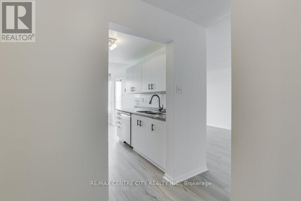 702 - 1600 Adelaide Street N, London North, Ontario  N5X 3H6 - Photo 10 - X12146612