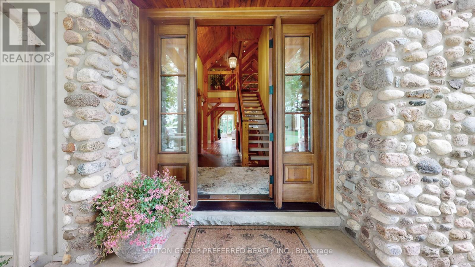 Photo 6 of 43 for 2909 Brigham Road