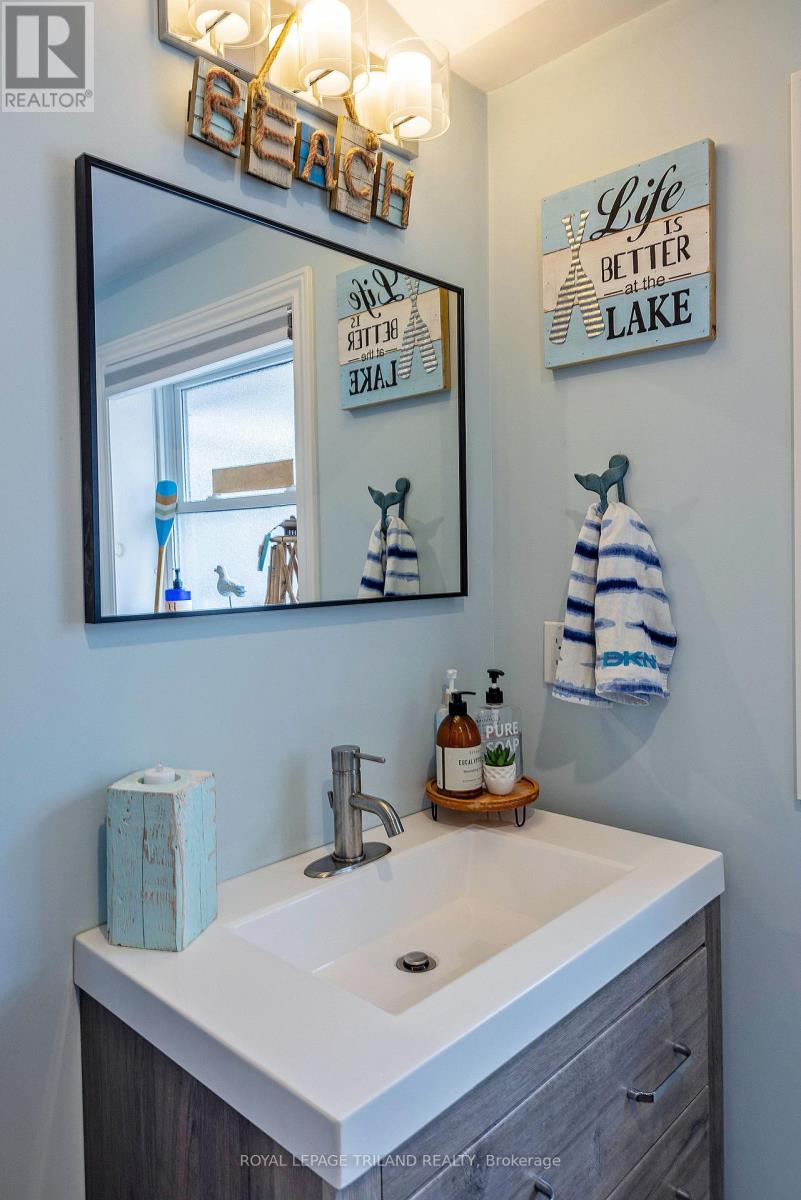 D - 440 West Edith Cavell Boulevard, Central Elgin, Ontario  N5L 1G8 - Photo 23 - X12146650