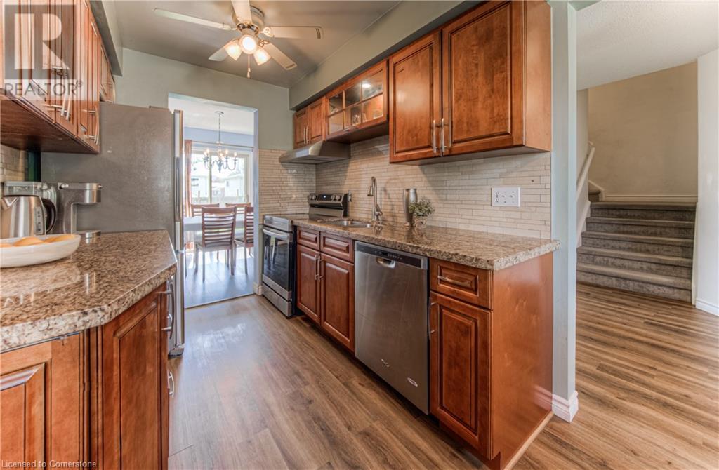 375 Kingscourt Drive Unit# 21, Waterloo, Ontario  N2K 3N7 - Photo 9 - 40727929