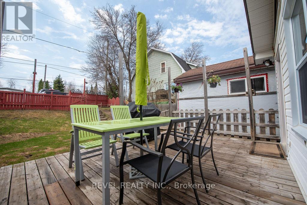 19 Dwyer Avenue, Timmins, Ontario  P0N 1G0 - Photo 37 - T12146623