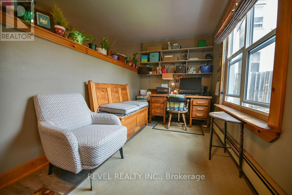 Property at 19 DWYER AVENUE image 4