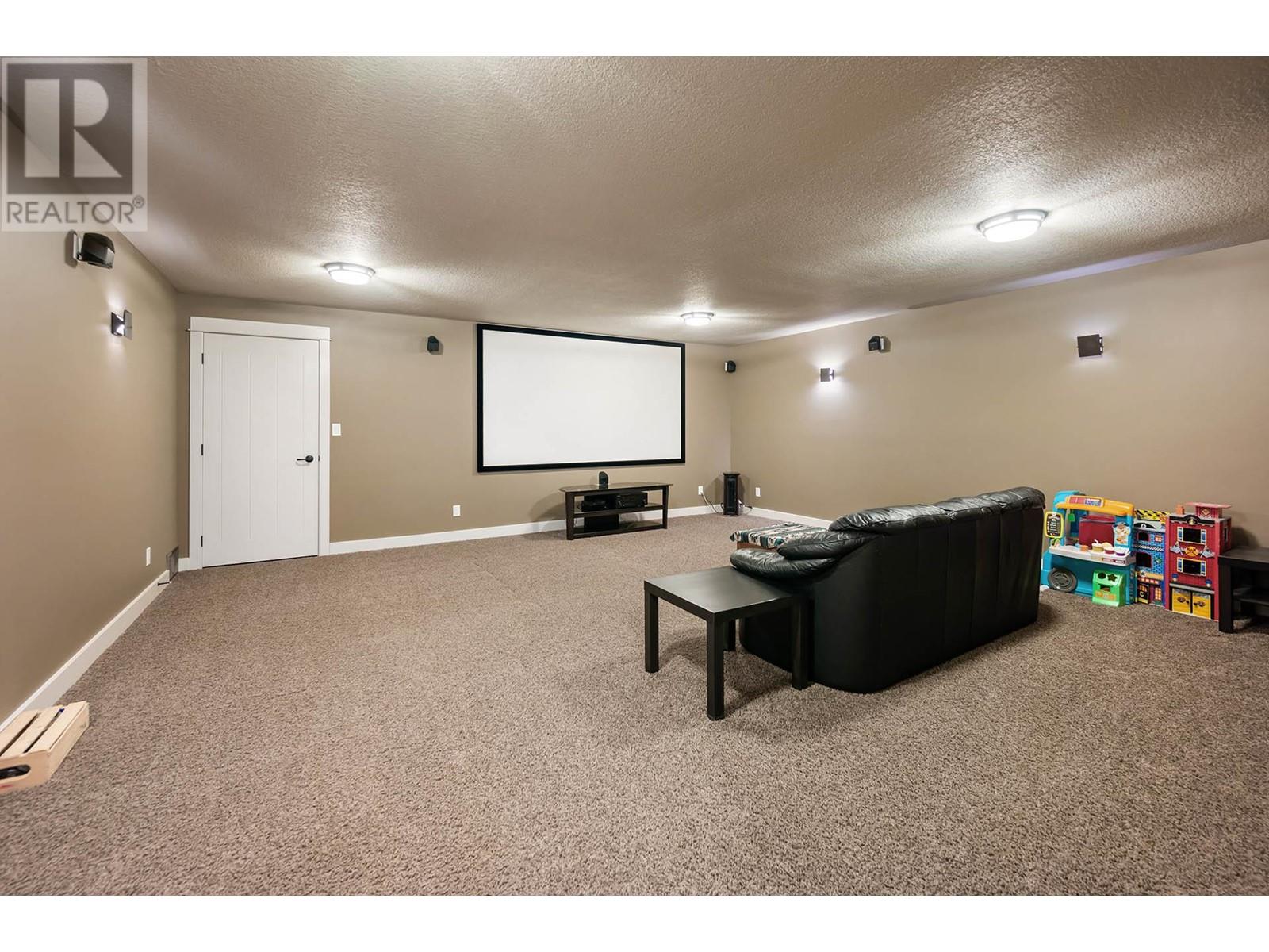 341 FERNIE Place, Kamloops, BC V2C6S4