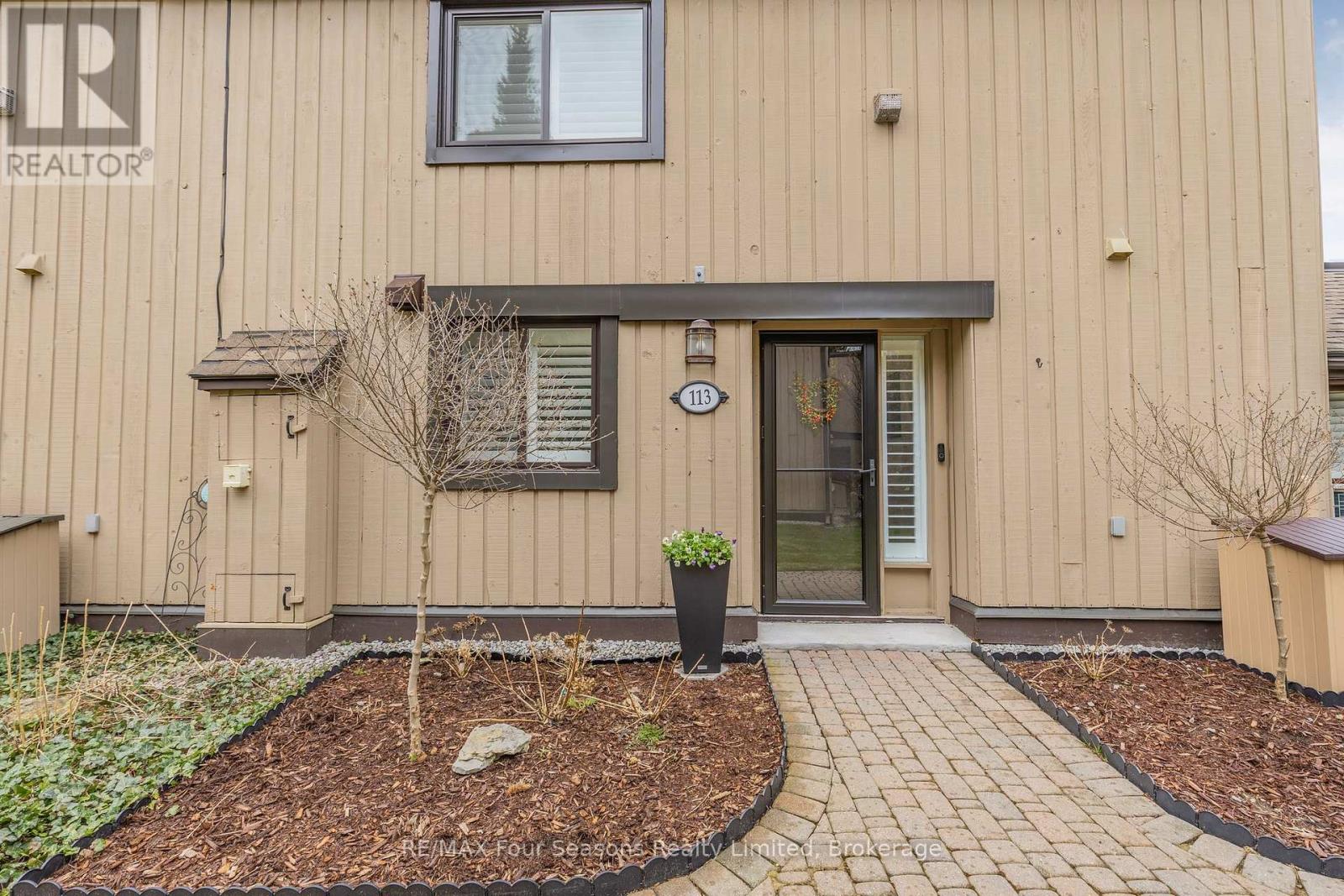 Property at 113 - 113 ESCARPMENT CRESCENT image 3