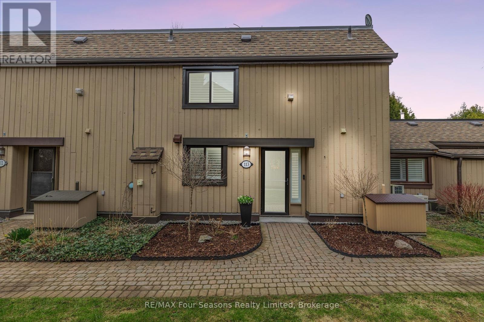 Property at 113 - 113 ESCARPMENT CRESCENT image 4
