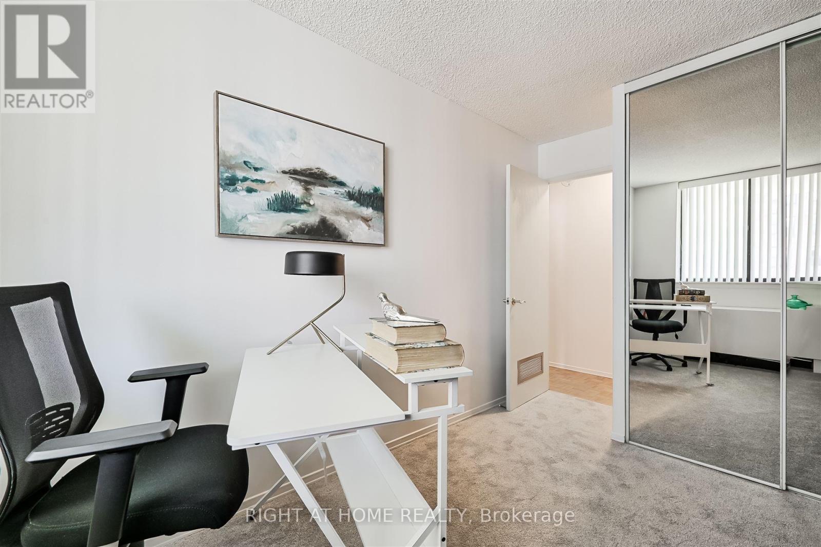 804 - 250 Jarvis Street, Toronto, Ontario  M5B 2L2 - Photo 14 - C12145664