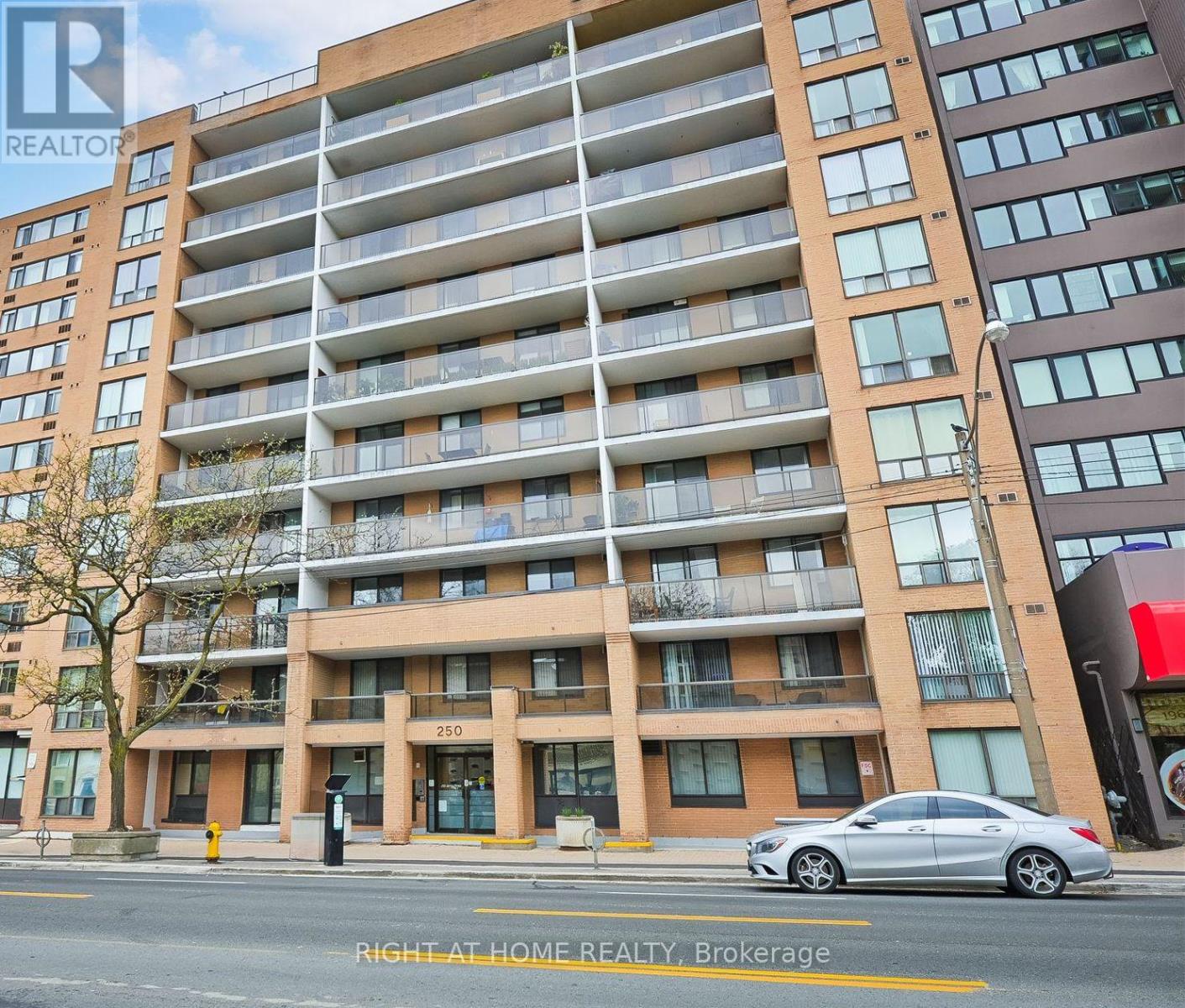 804 - 250 Jarvis Street, Toronto, Ontario  M5B 2L2 - Photo 2 - C12145664