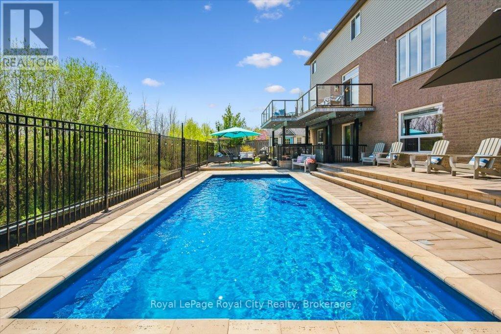 Property at 43 CREIGHTON AVENUE image 4