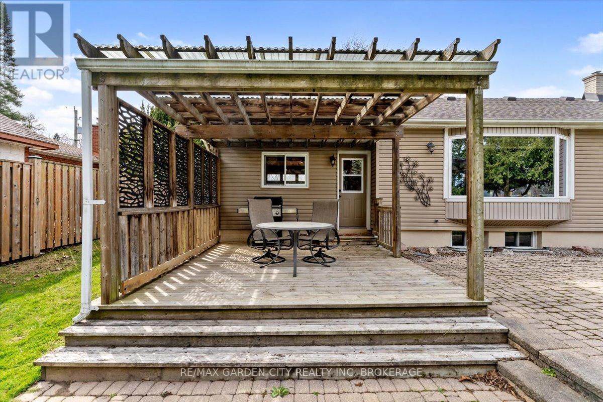 13 Lorimer Street, Pelham, Ontario  L0S 1E3 - Photo 33 - X12133582