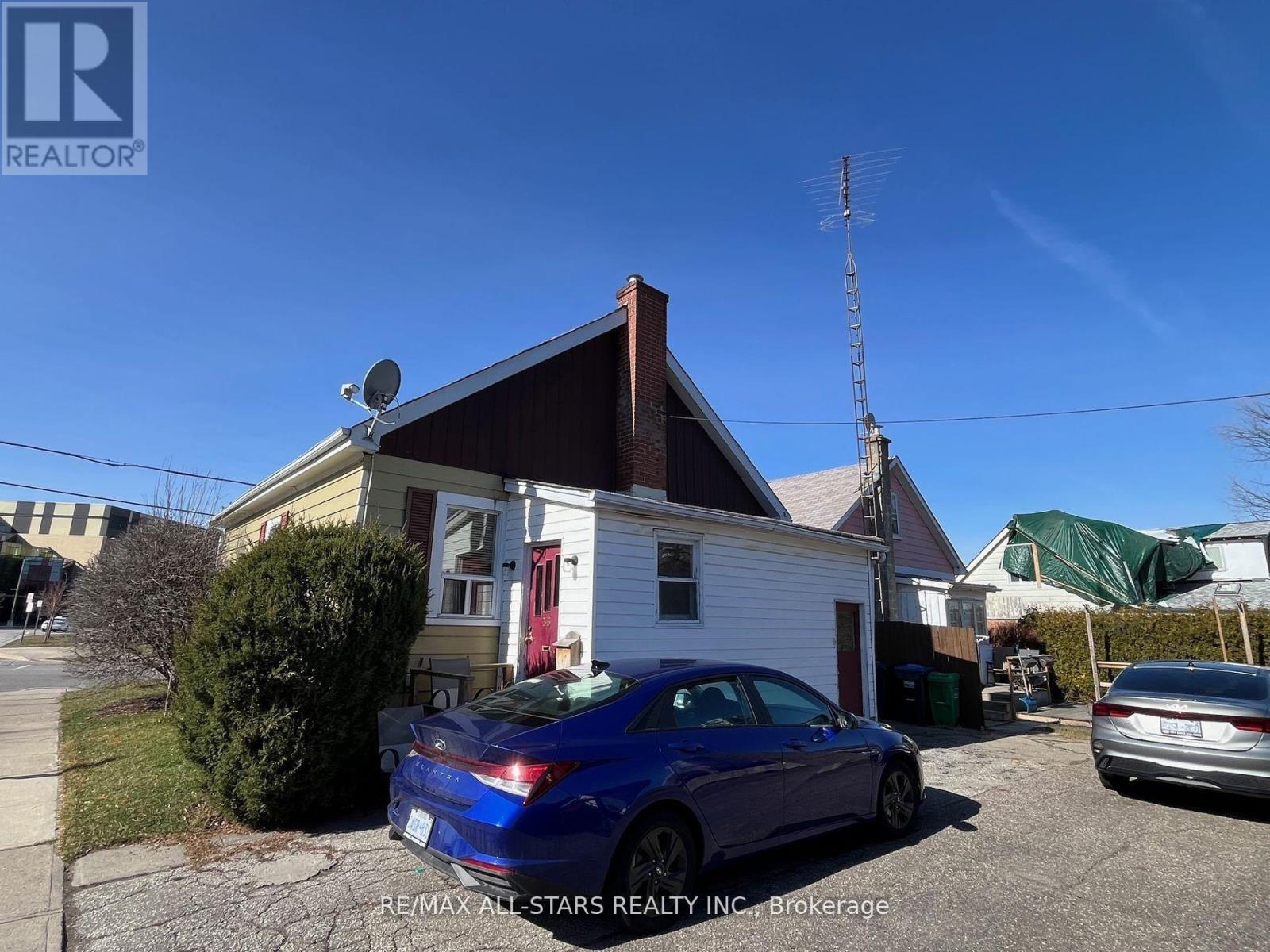 Property at 36 TRUEMAN STREET image 5