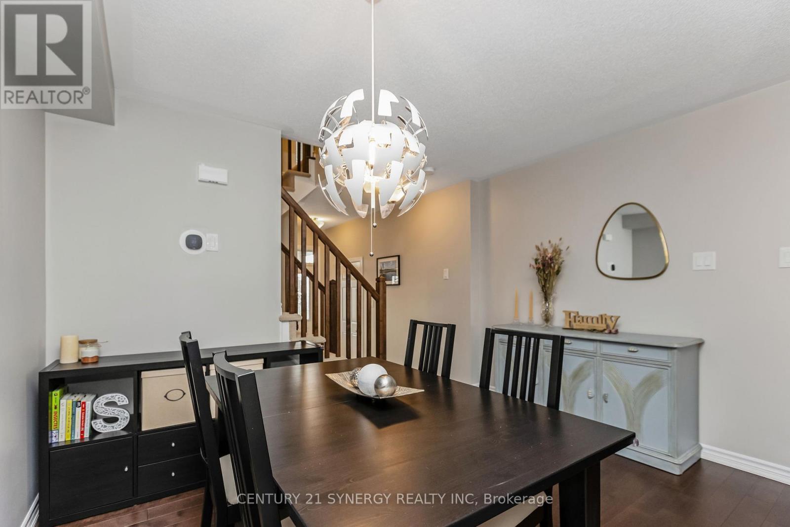 126 Eclipse Crescent, Ottawa, Ontario  K4A 0W1 - Photo 8 - X12146592