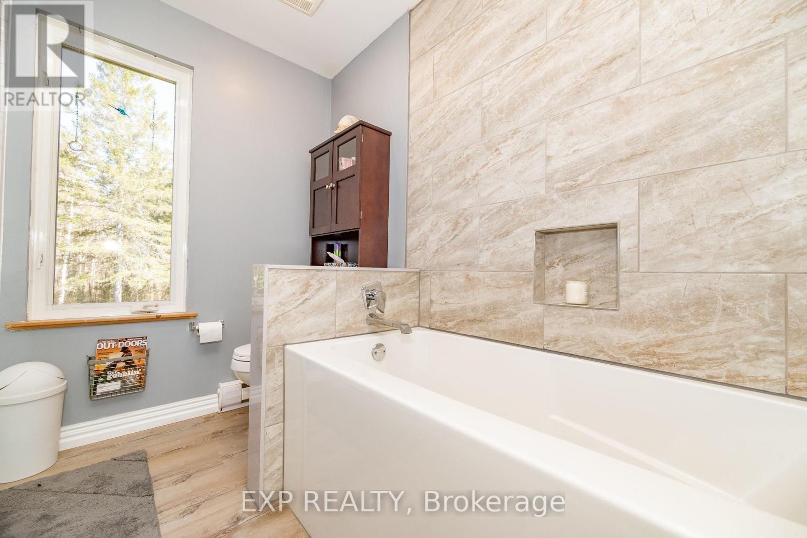5490 Loop Road, Highlands East, Ontario  K0L 2A0 - Photo 21 - X12146643