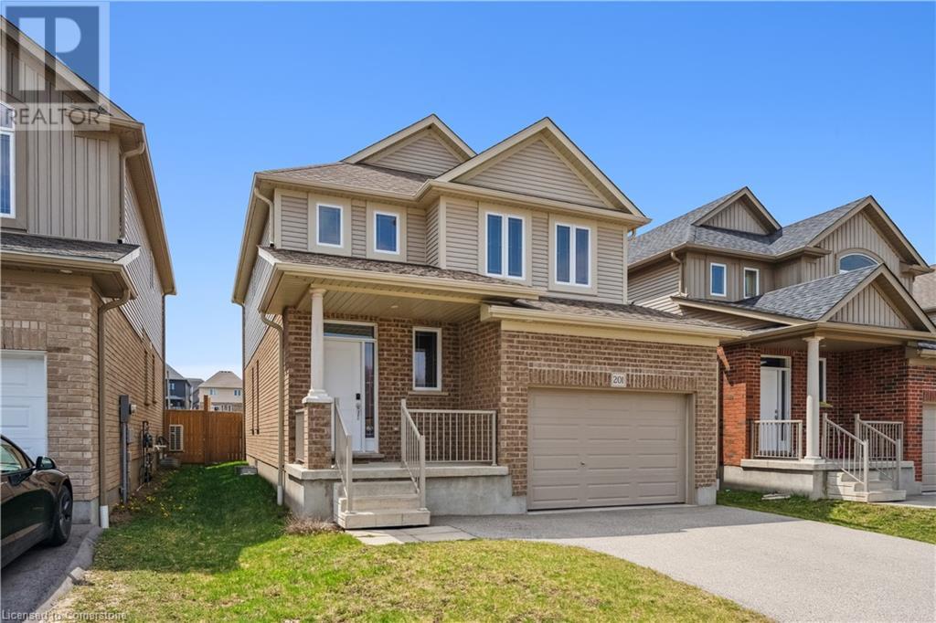 201 Ladyslipper Drive, Waterloo, Ontario  N2J 3Z4 - Photo 2 - 40722435