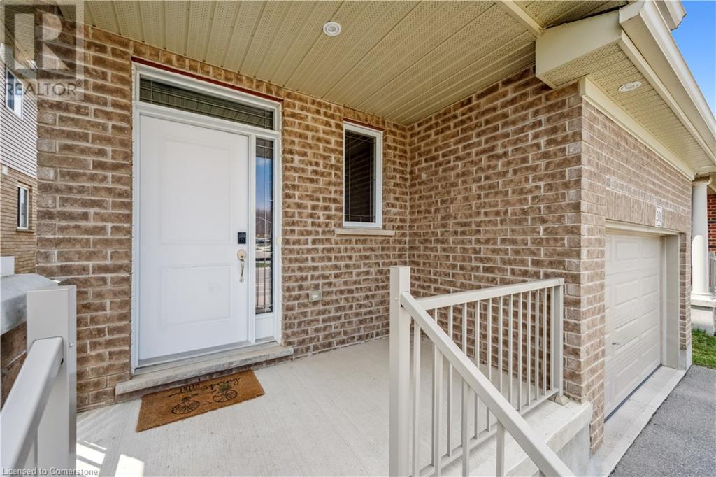201 Ladyslipper Drive, Waterloo, Ontario  N2J 3Z4 - Photo 4 - 40722435
