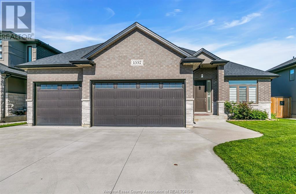 1552 BARKLEY, Windsor, Ontario