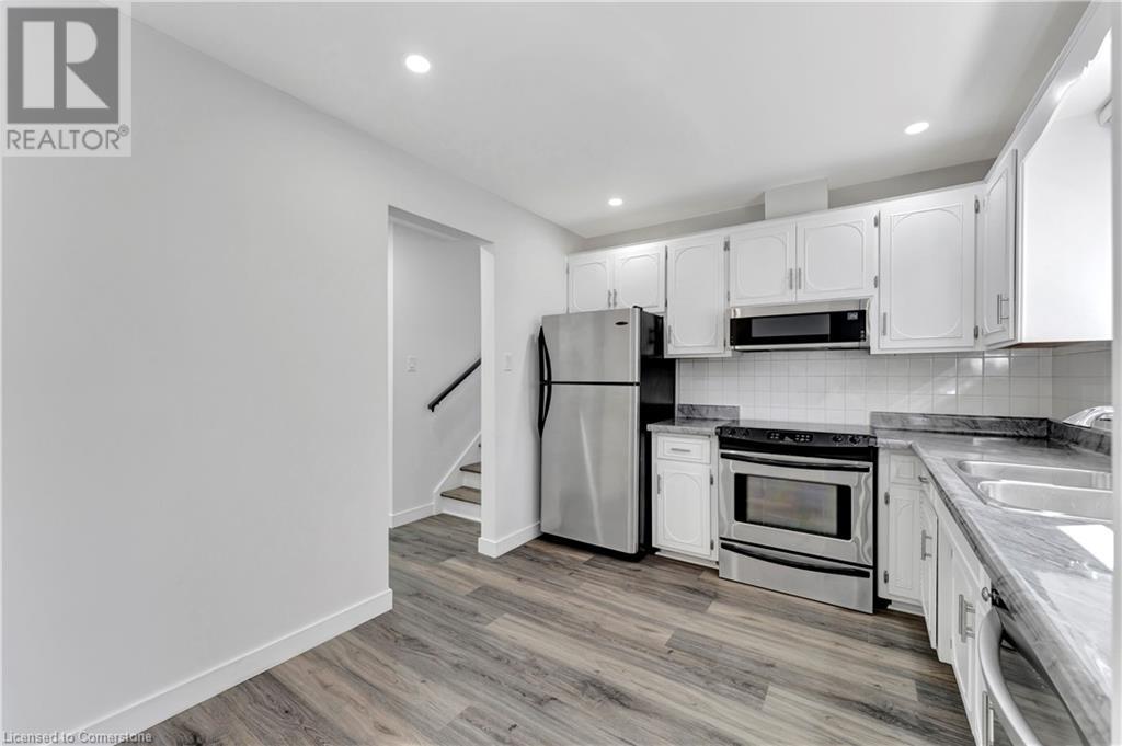 130 Shea Crescent, Kitchener, Ontario  N2E 1E8 - Photo 10 - 40727871