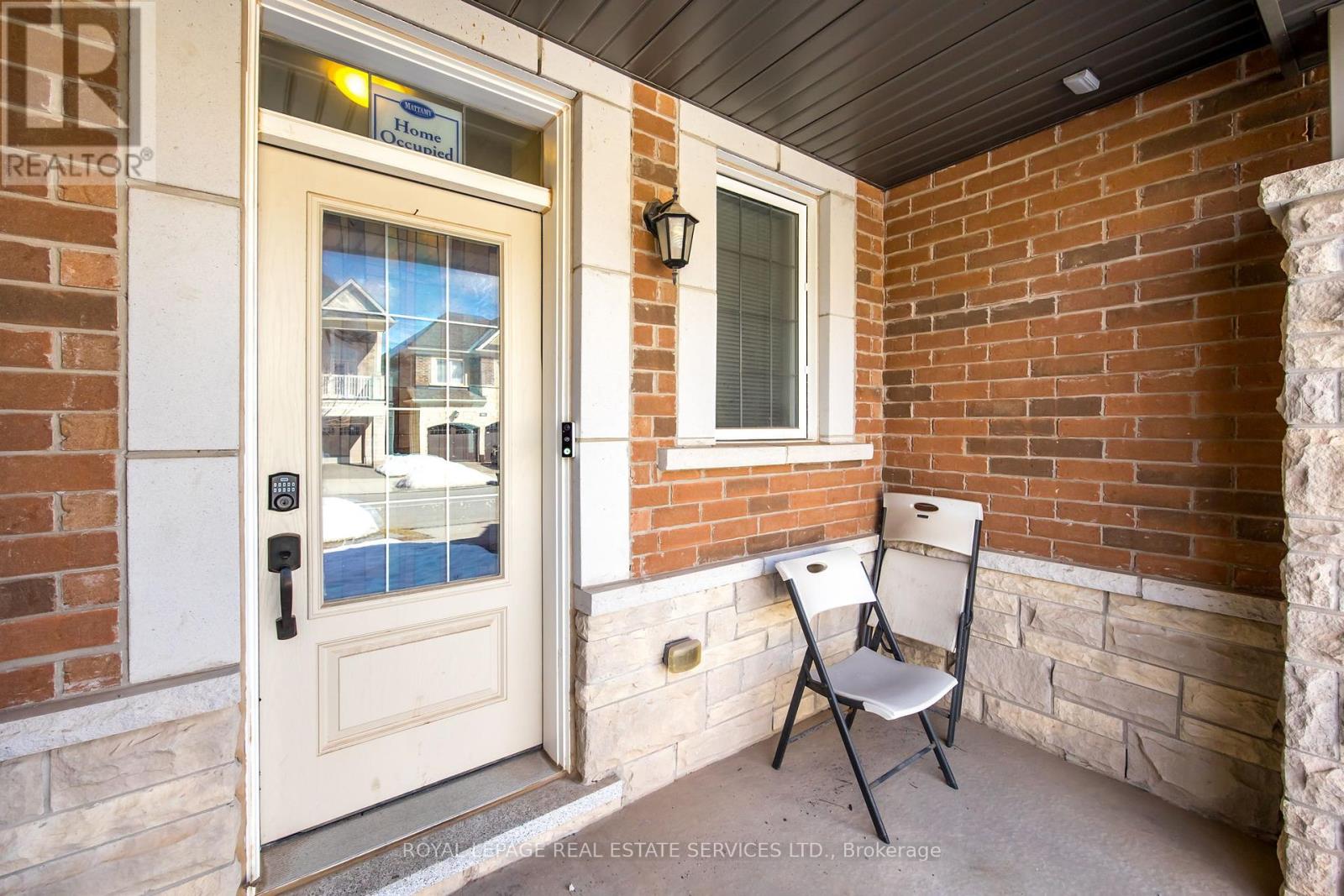 Property at 142 BEAVERIDGE AVENUE image 3