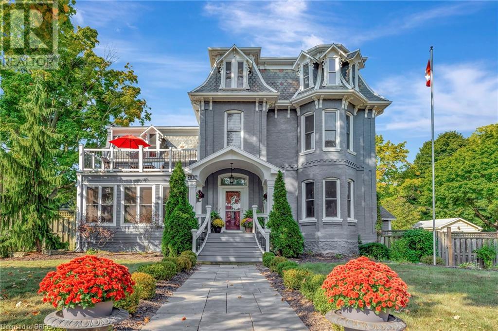 214 GRAND RIVER Street N, paris, Ontario