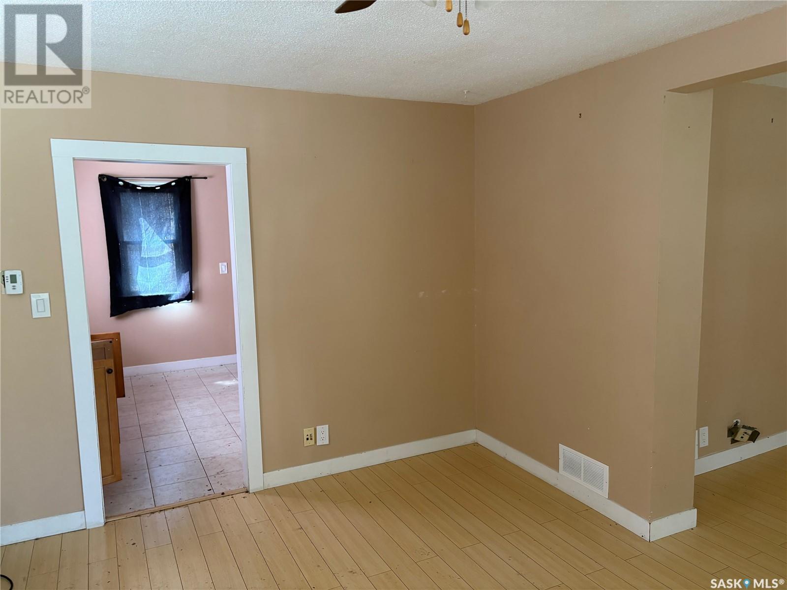 347 R Avenue S, Saskatoon, Saskatchewan  S7M 2Z2 - Photo 3 - SK005784