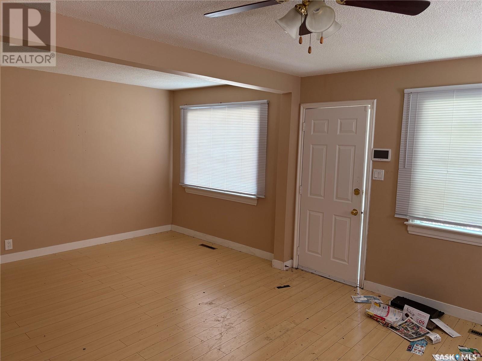 347 R Avenue S, Saskatoon, Saskatchewan  S7M 2Z2 - Photo 4 - SK005784