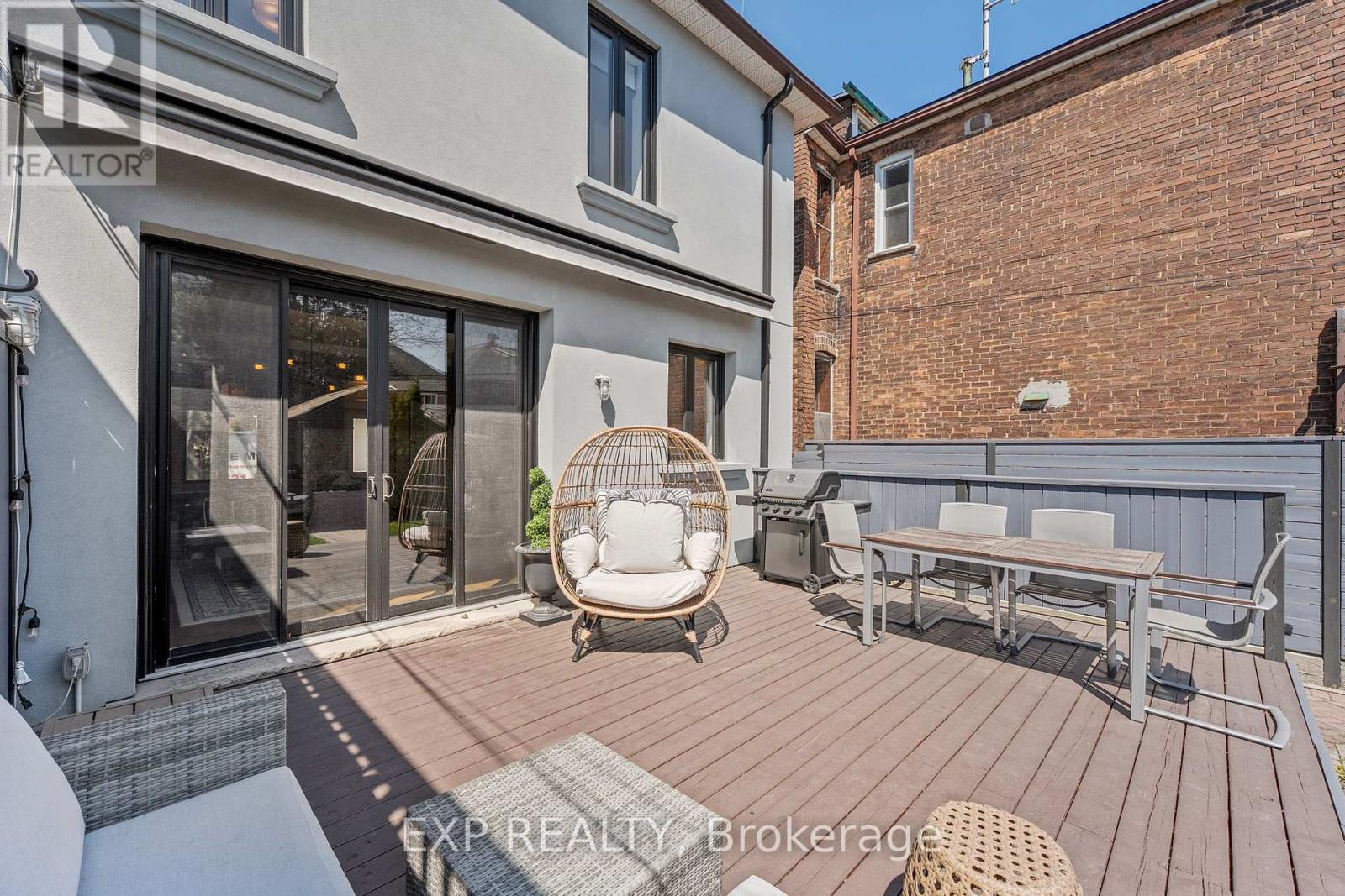 57 Montrose Avenue, Toronto, Ontario  M6J 2T6 - Photo 38 - C12146633