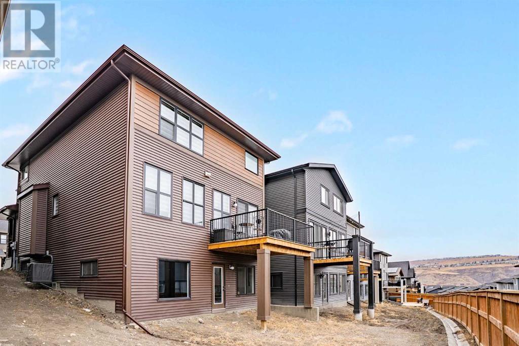 160 Precedence Hill, Cochrane, Alberta  T4C 2T6 - Photo 35 - A2207259